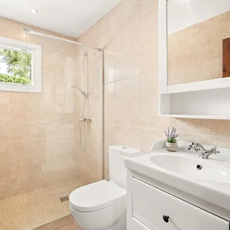 Casa Kintore A Beautiful Family Friendly Situated In The Heart Of