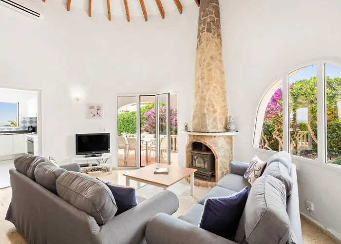 Villa Casa Kintore A Beautiful Family Friendly Situated In The Heart Of *