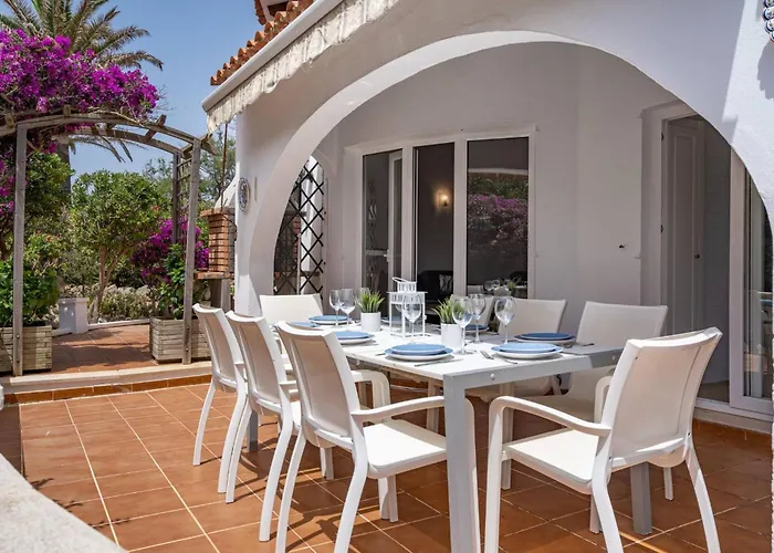 Casa Kintore A Beautiful Family Friendly Situated In The Heart Of Villa