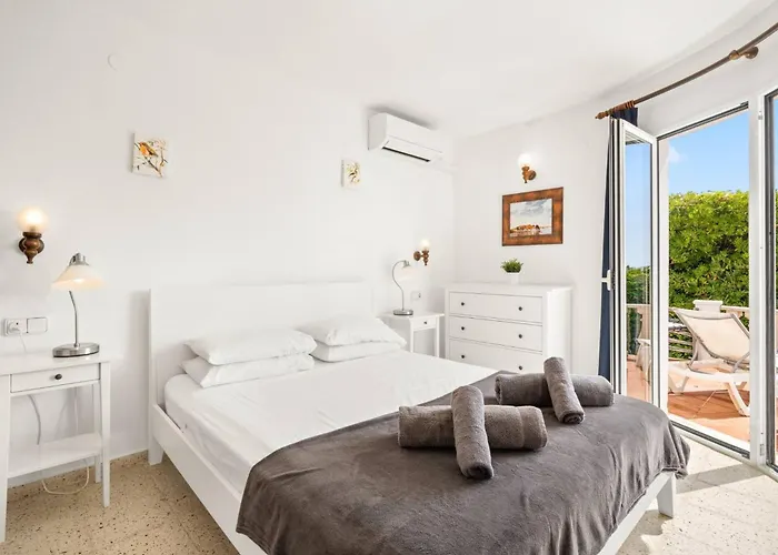 Casa Kintore A Beautiful Family Friendly Situated In The Heart Of Villa