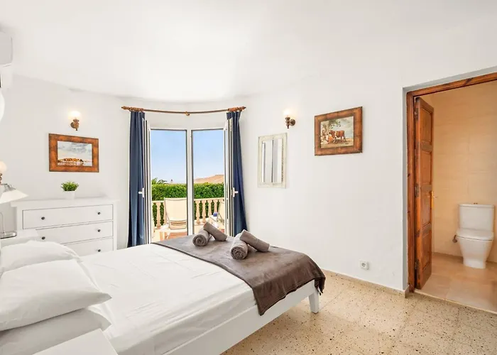 Villa Casa Kintore A Beautiful Family Friendly Situated In The Heart Of *