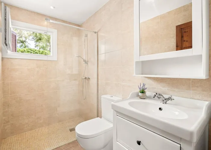 Villa Casa Kintore A Beautiful Family Friendly Situated In The Heart Of