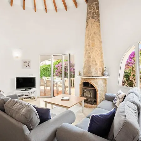 Villa Casa Kintore A Beautiful Family Friendly Situated In The Heart Of